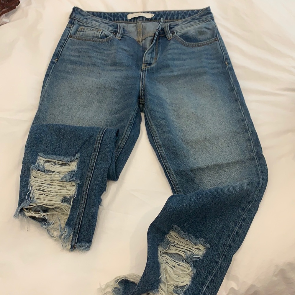 Hidden jeans - ripped detail at hem - size 26